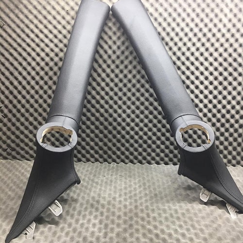 Установка динамиков в стойки