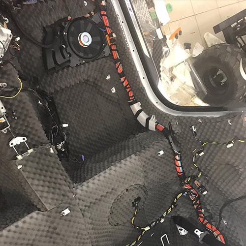 Шумоизоляция пола автомобиля